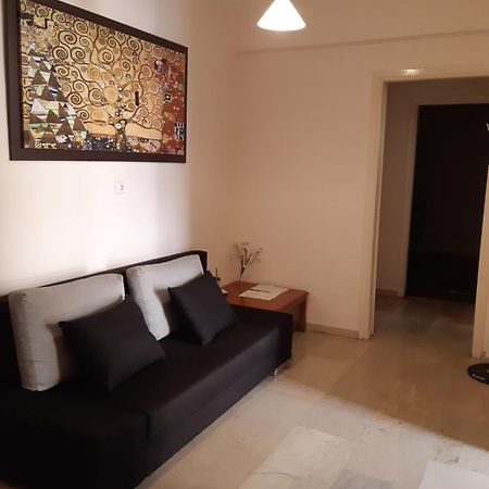 B&J City Center Apartment Kalamata Bagian luar foto